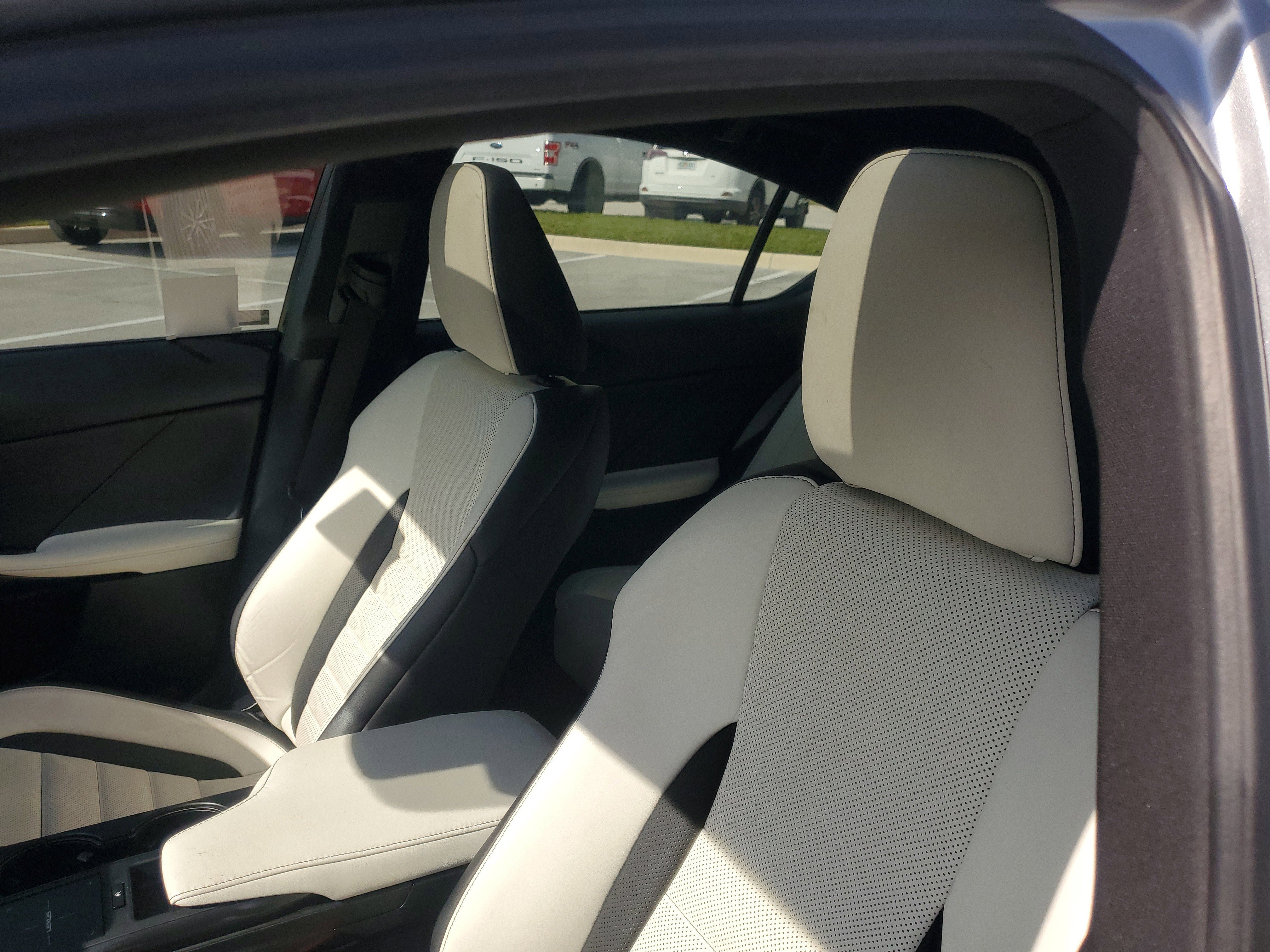 Used 2023 Lexus IS 350 F Sport image 21