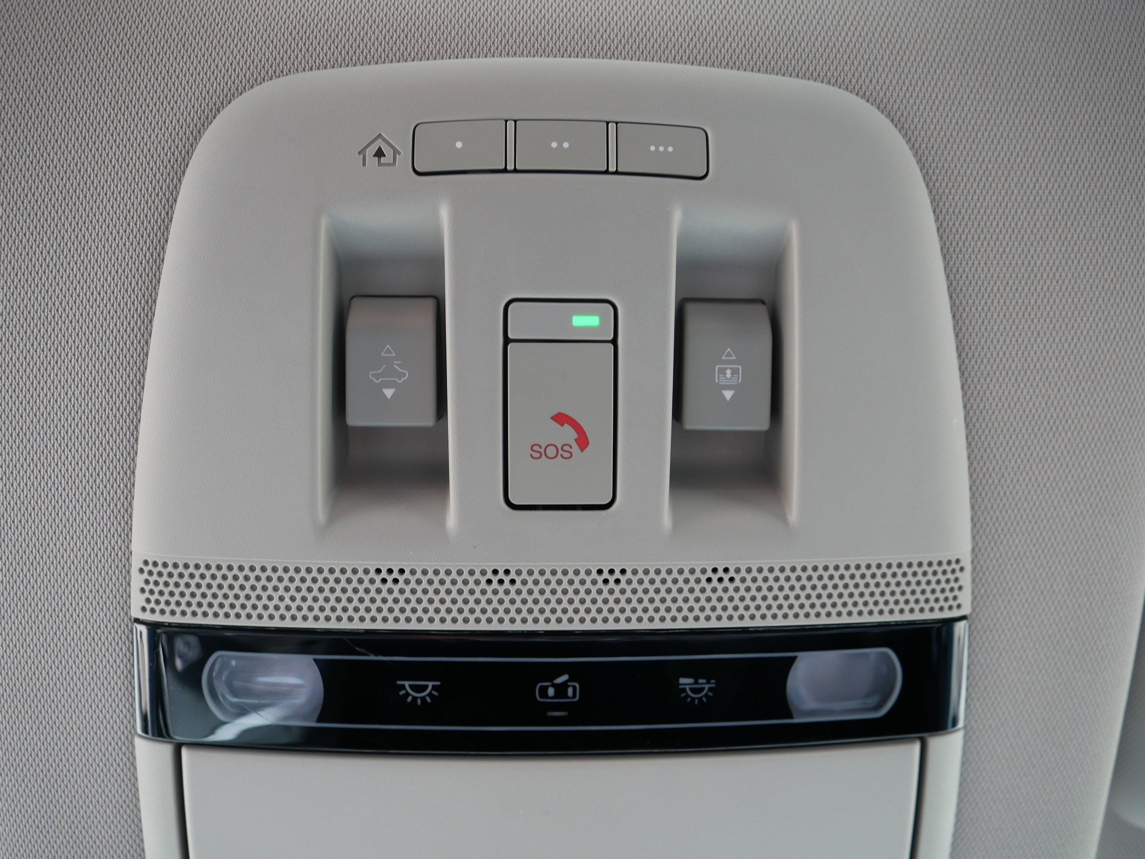 Certified 2023 Nissan Ariya AWD/4WD image 33