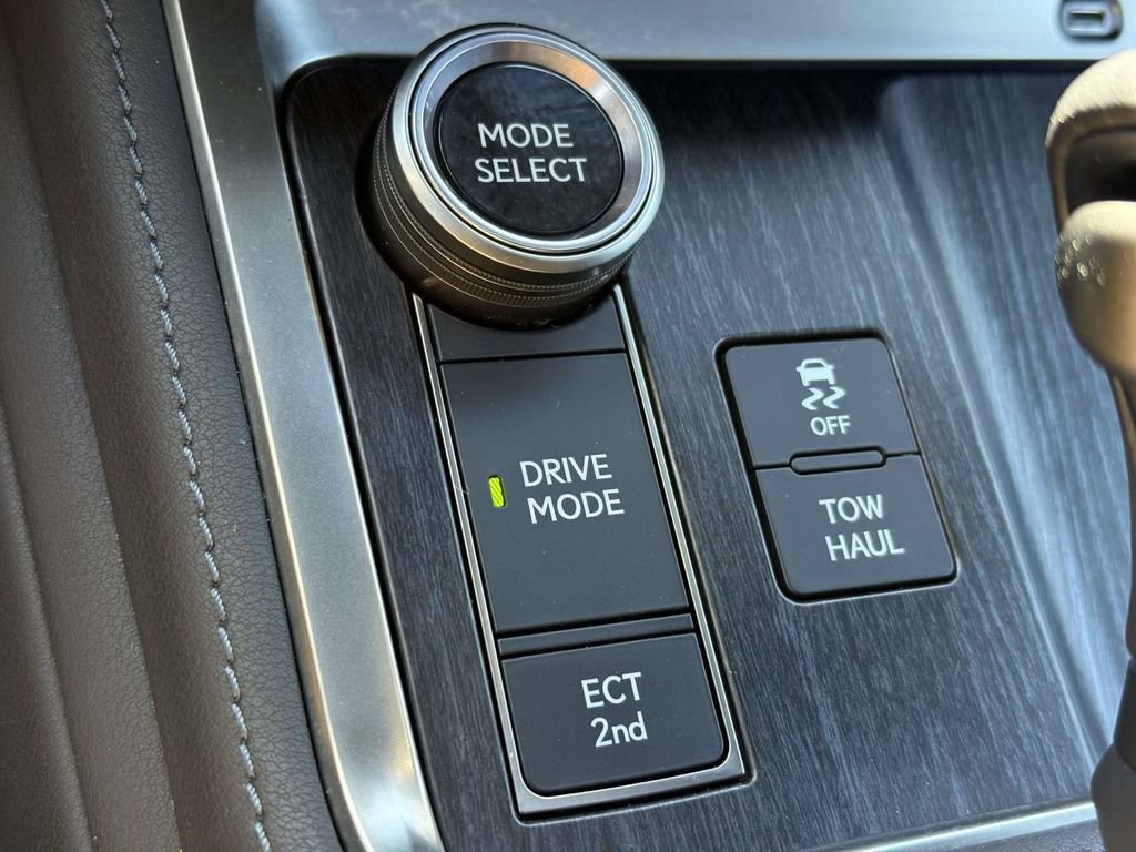 Used 2024 Lexus GX 550 AWD/4WD image 26