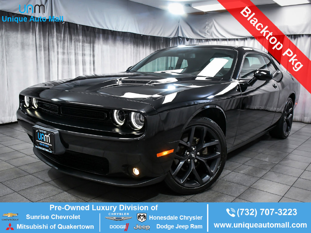 Used 2021 Dodge Challenger SXT w/ Blacktop Package RWD image 1