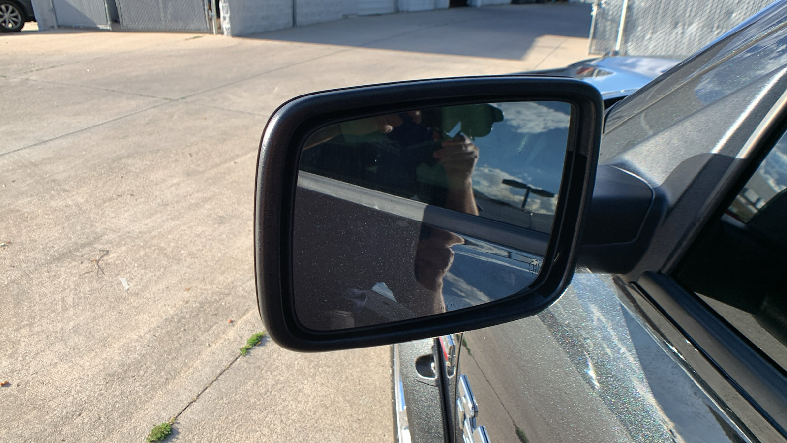 Used 2017 RAM 1500 Express AWD/4WD image 11