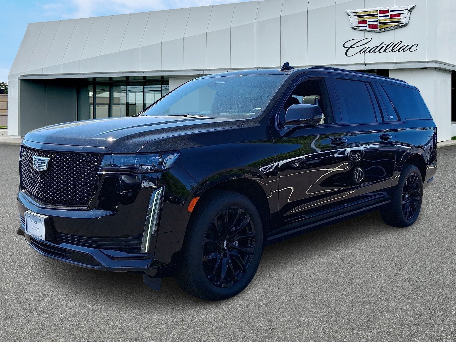 Used 2024 Cadillac Escalade ESV Sport Platinum AWD/4WD image 3