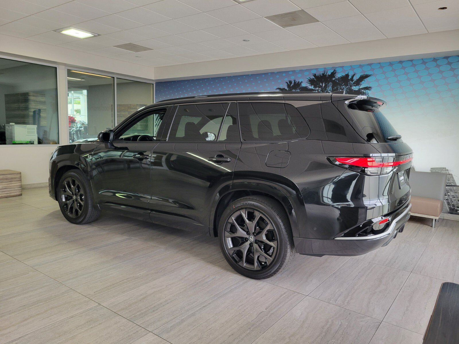 Certified 2026 Lexus TX 500h AWD w/ Technology Package image 4