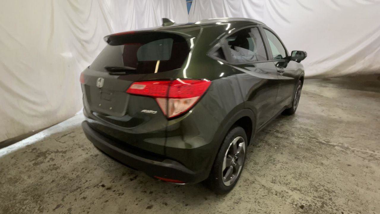 Used 2018 Honda HR-V EX-L image 8