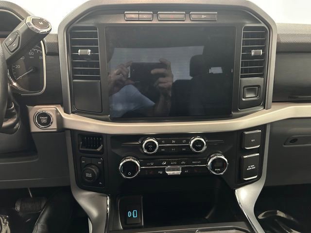 Used 2021 Ford F150 XLT w/ Equipment Group 302A High image 18