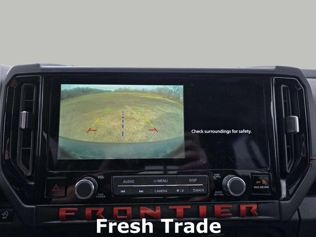 Used 2025 Nissan Frontier PRO-4X image 11