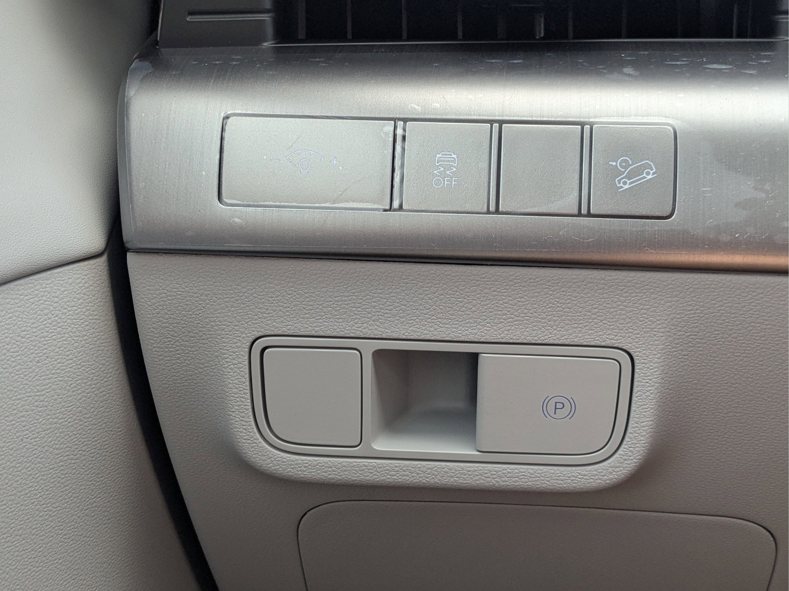 New 2026 Hyundai Kona SEL Premium FWD image 26