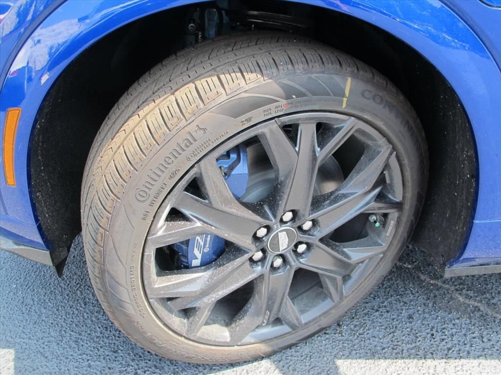 New 2027 Cadillac Optiq V w/ Deep Ocean Design Edition AWD/4WD image 26