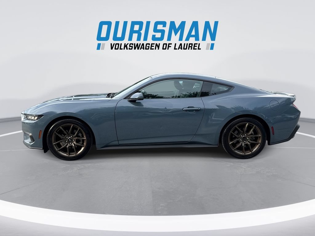 Used 2024 Ford Mustang Premium RWD image 5