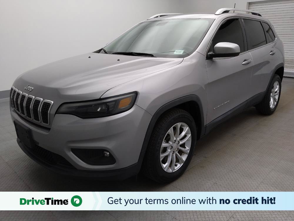 Used 2019 Jeep Cherokee Latitude w/ Popular Appearance Group