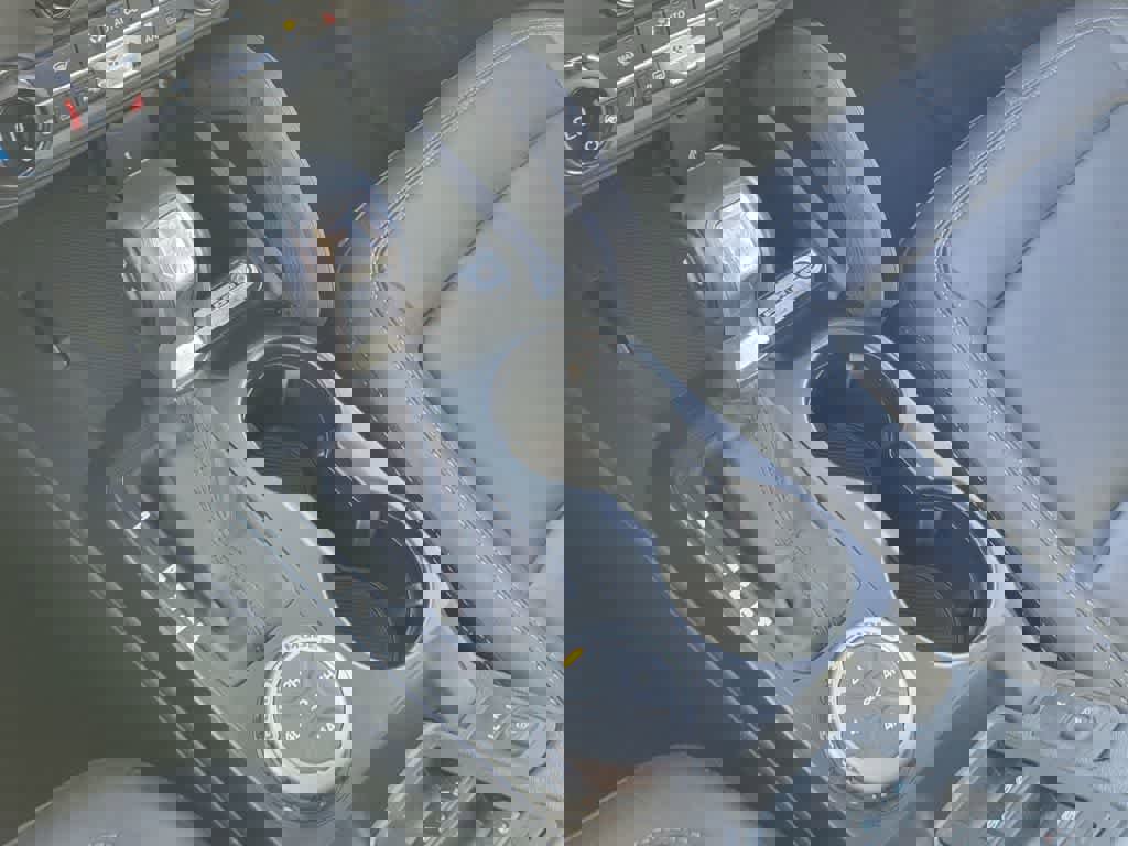 Used 2025 Ford Bronco Badlands image 19