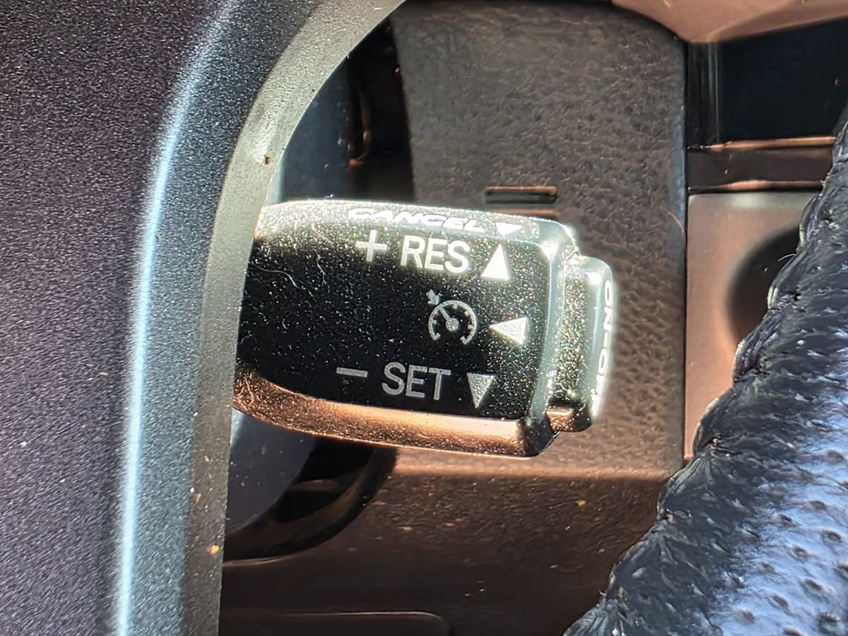 Used 2017 Toyota Tacoma TRD Sport w/ Tow Package (A/T) AWD/4WD image 44