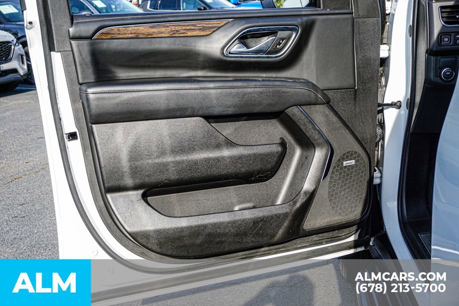 Used 2024 Chevrolet Suburban Premier RWD image 51