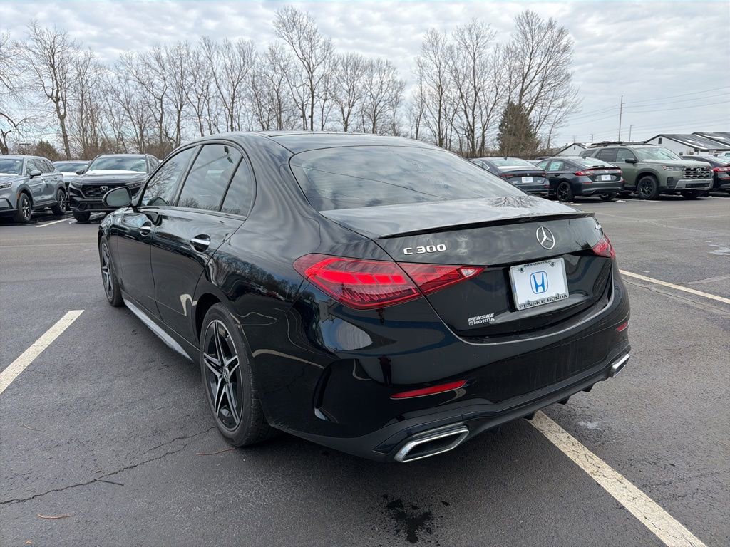 Used 2023 Mercedes-Benz C 300 4MATIC Sedan image 3
