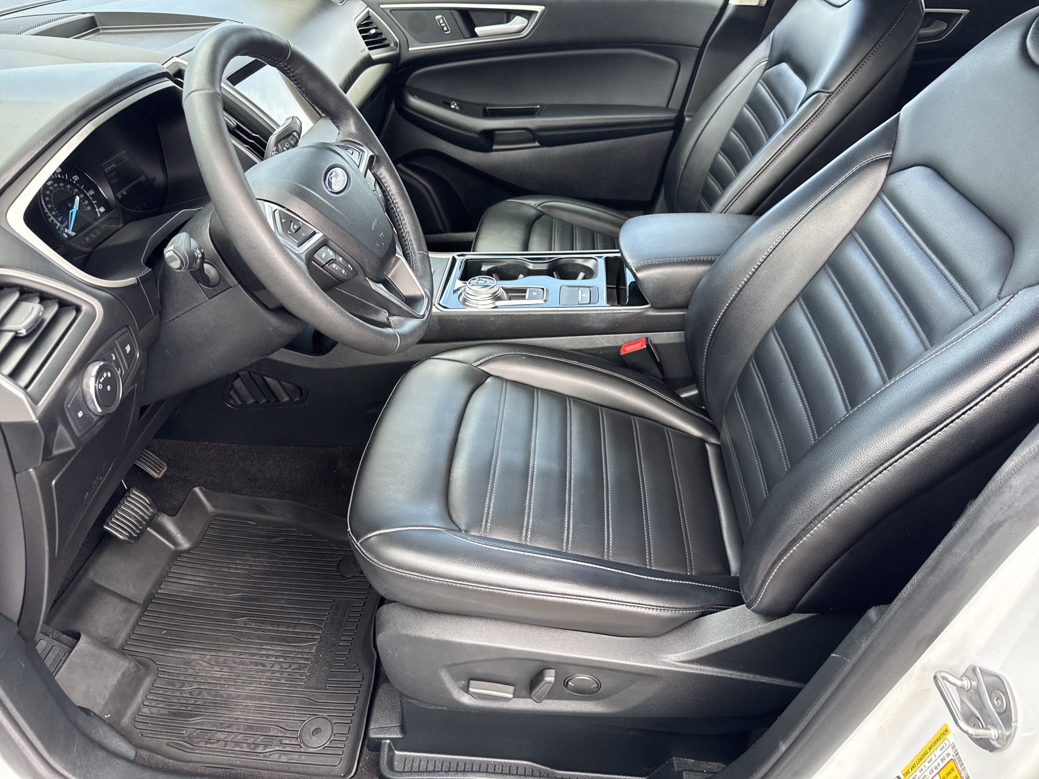 Used 2020 Ford Edge SEL FWD image 10