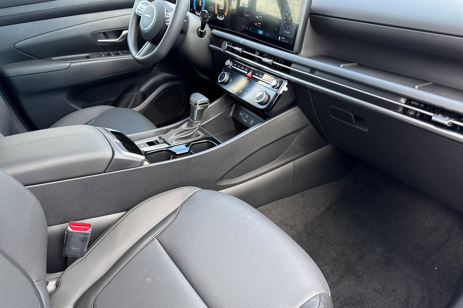 New 2026 Hyundai Santa Cruz SEL FWD image 16