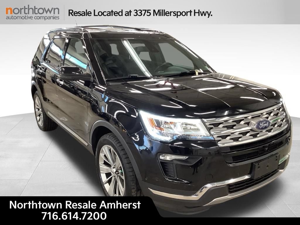 Used 2018 Ford Explorer Limited w/ Equipment Group 301A AWD/4WD image 3