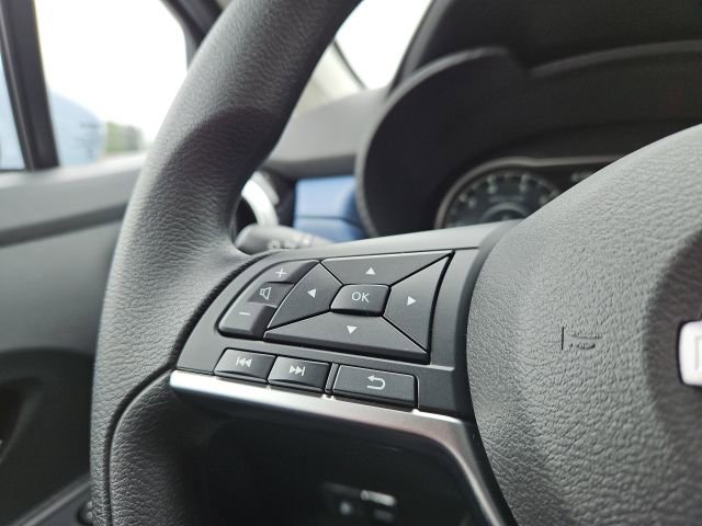 New 2025 Nissan Versa SV w/ Trunk Package image 32