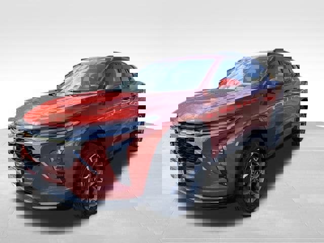 Used 2024 Chevrolet Trax LT w/ Driver Confidence Package image 3