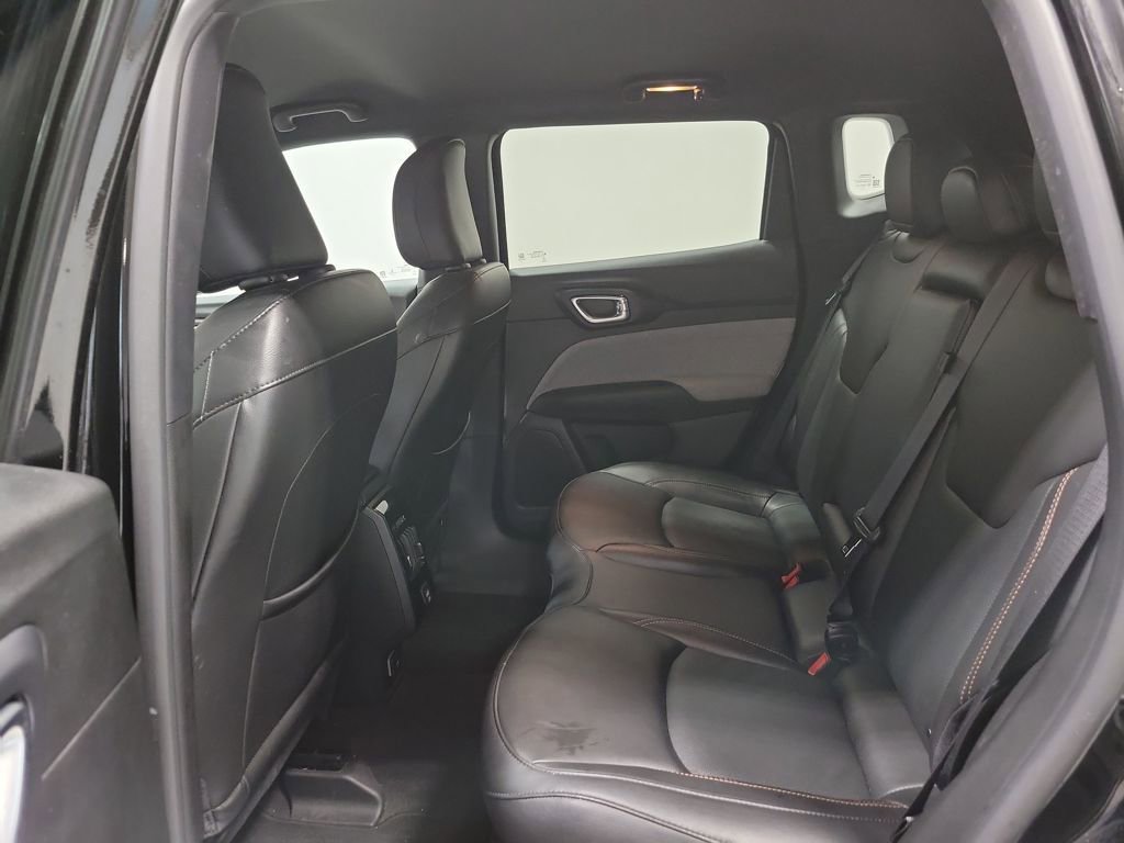 Used 2023 Jeep Compass Latitude AWD/4WD image 24