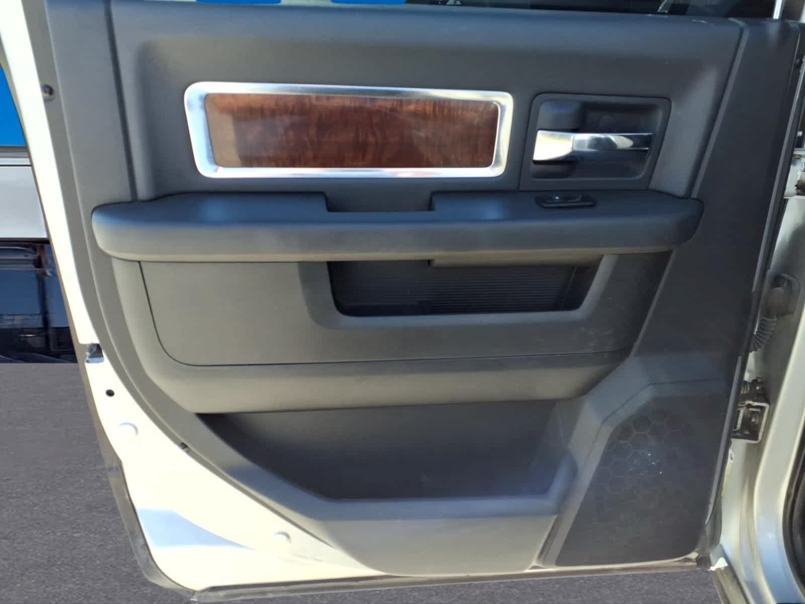 Used 2010 Dodge Ram 1500 Truck Laramie AWD/4WD image 12