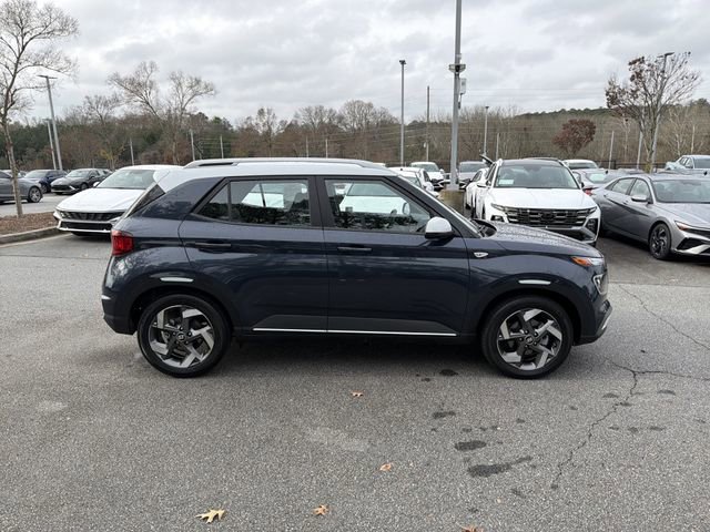 Used 2025 Hyundai Venue Limited FWD image 8