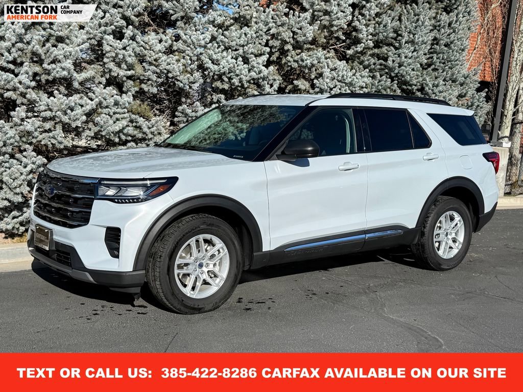Used 2025 Ford Explorer Active image 1