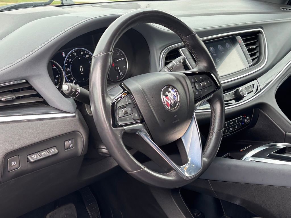 Used 2024 Buick Enclave Premium image 8