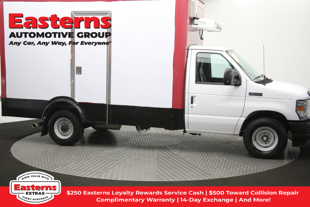 Used 2023 Ford E-350 and Econoline 350 Super Duty w/ Power Windows & Locks Group RWD image 46