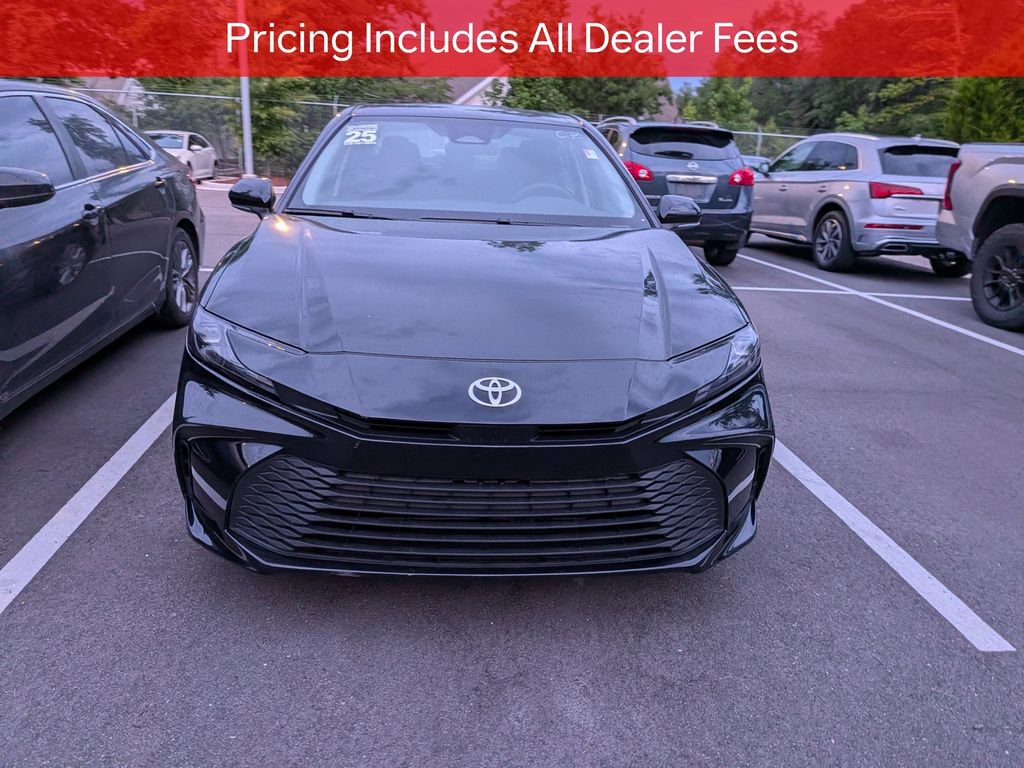 Used 2025 Toyota Camry LE FWD image 2