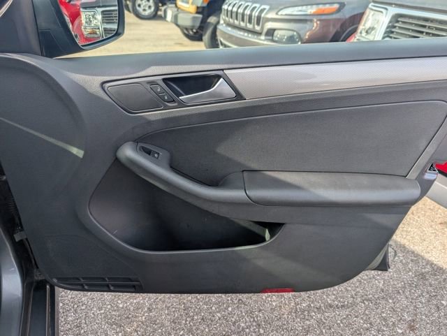 Used 2018 Volkswagen Jetta S FWD image 24