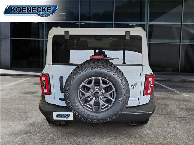 New 2025 Ford Bronco Badlands image 11