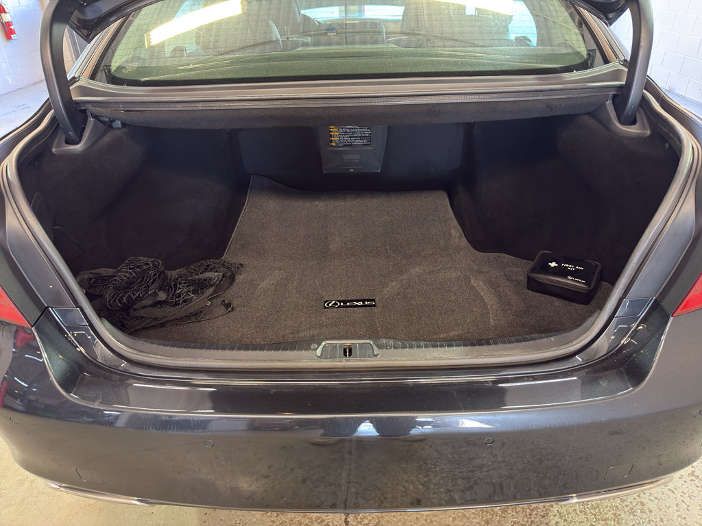 Used 2011 Lexus LS 460 AWD w/ Comfort Pkg image 33