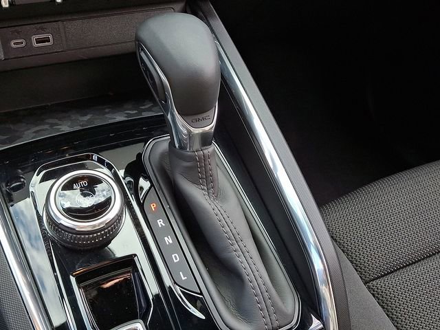 Used 2025 GMC Canyon Elevation image 19