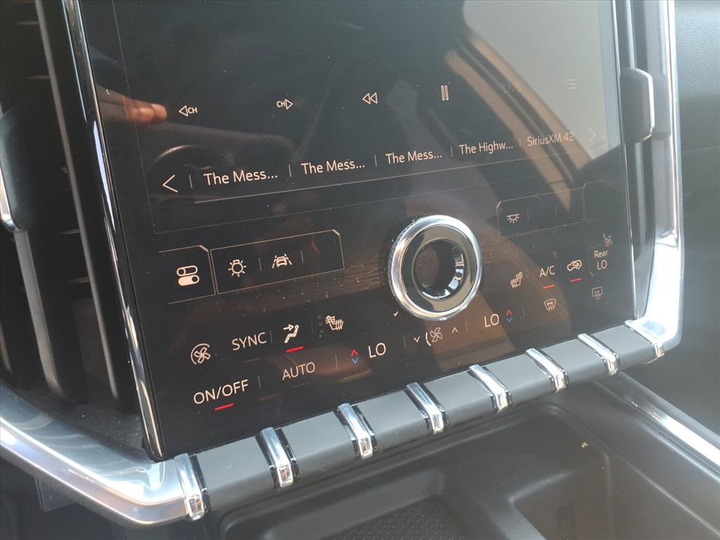 Used 2025 GMC Acadia Elevation FWD image 15