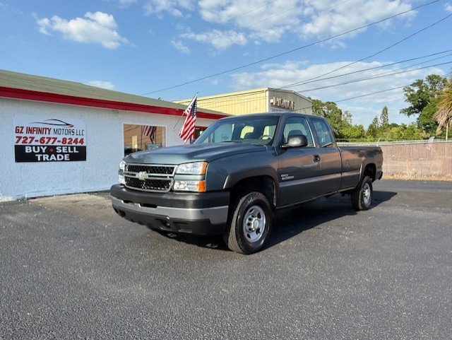 Used 2007 Chevrolet Silverado 2500 W/T w/ Heavy-Duty Power Package RWD image 1