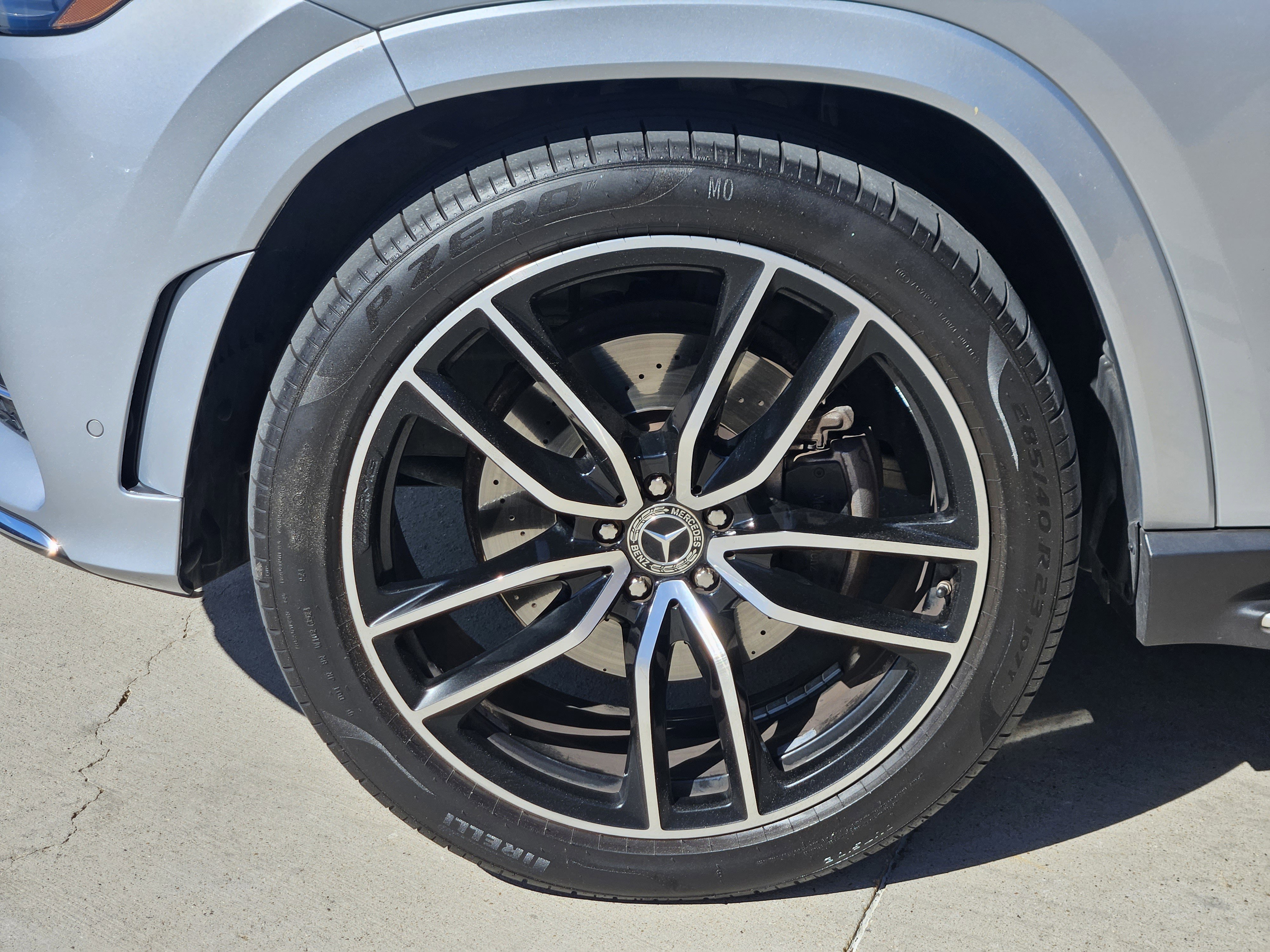 Used 2023 Mercedes-Benz GLS 450 4MATIC image 11