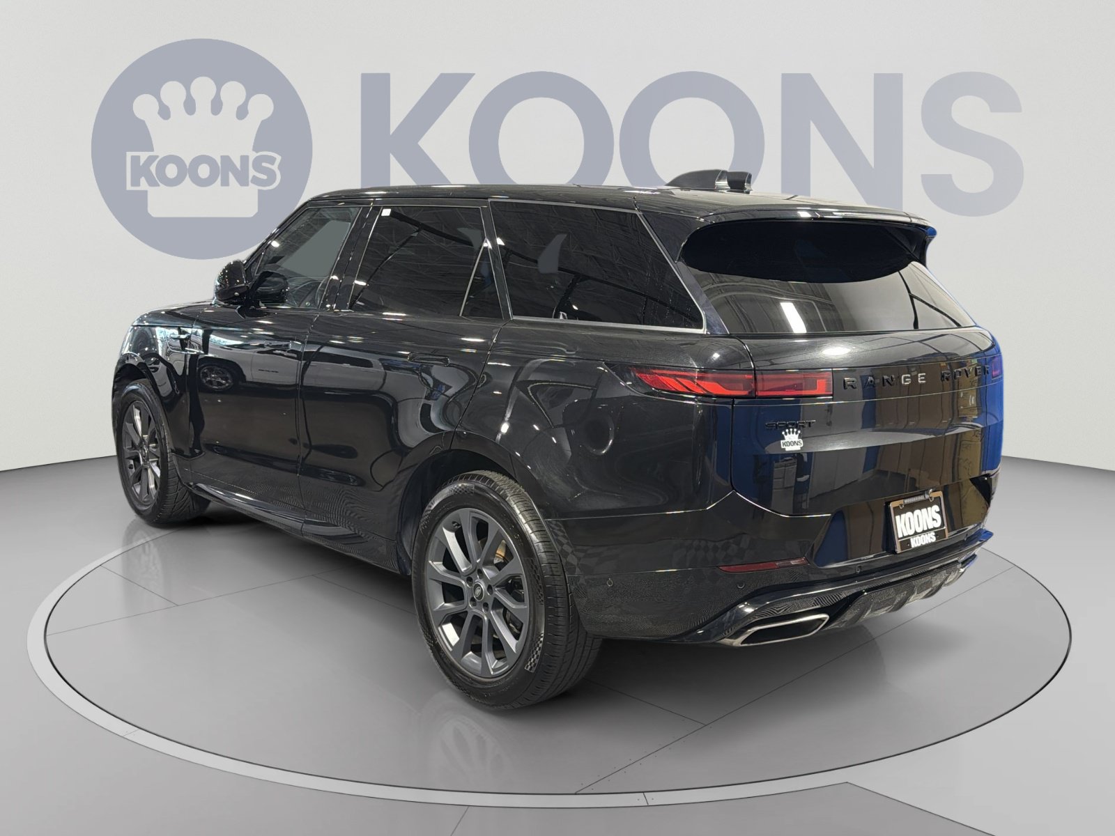 Used 2024 Land Rover Range Rover Sport Dynamic SE AWD/4WD image 4