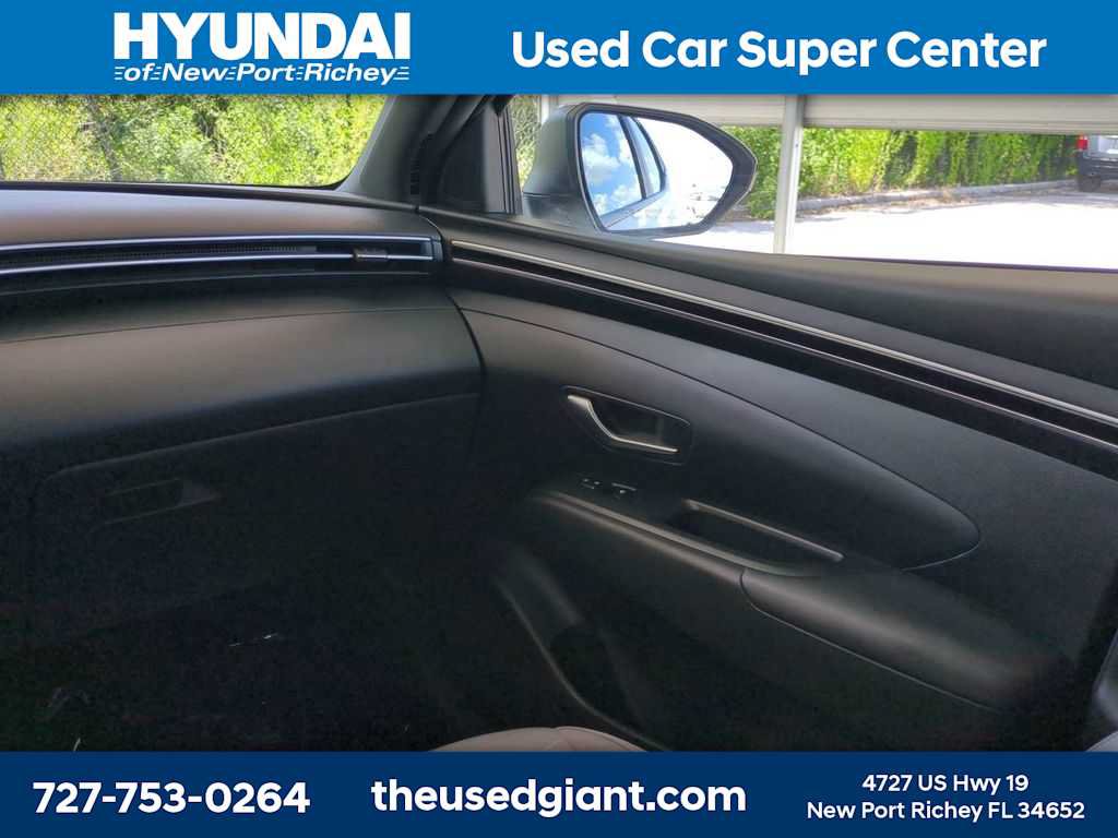Certified 2022 Hyundai Santa Cruz SEL Premium AWD/4WD image 17