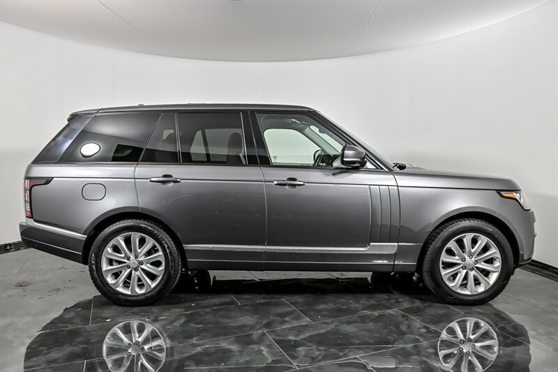 Used 2015 Land Rover Range Rover HSE AWD/4WD image 10