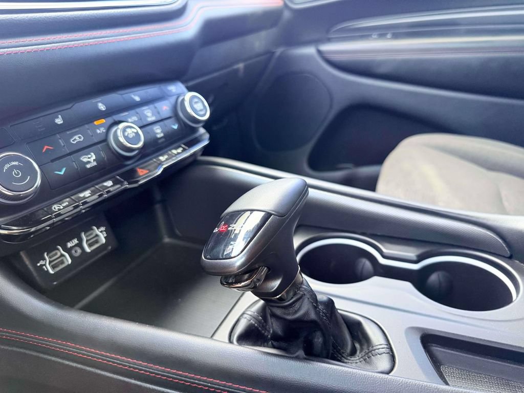 Used 2025 Dodge Durango GT AWD/4WD image 24