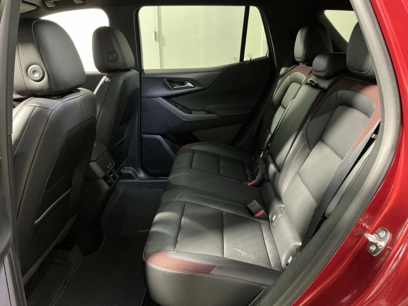 New 2026 Chevrolet Equinox RS w/ Convenience Package III FWD image 31