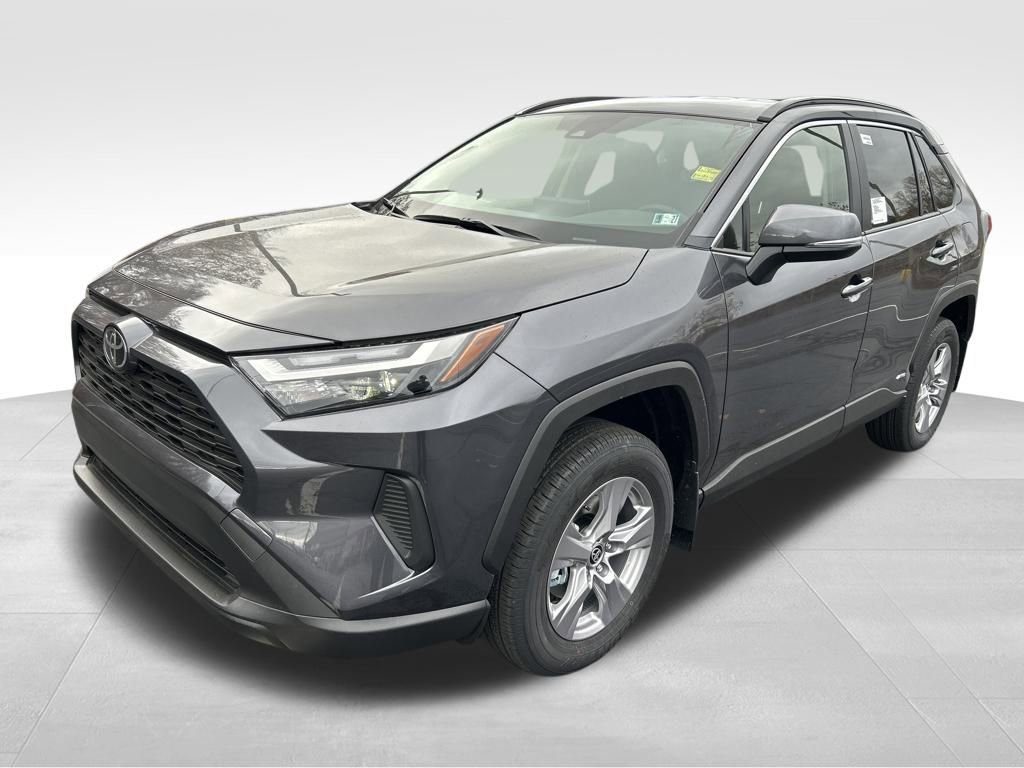 New 2025 Toyota RAV4 XLE image 1