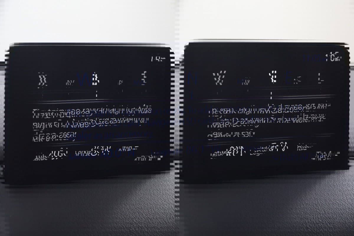 Used 2025 MAZDA CX-5 Carbon Edition image 9