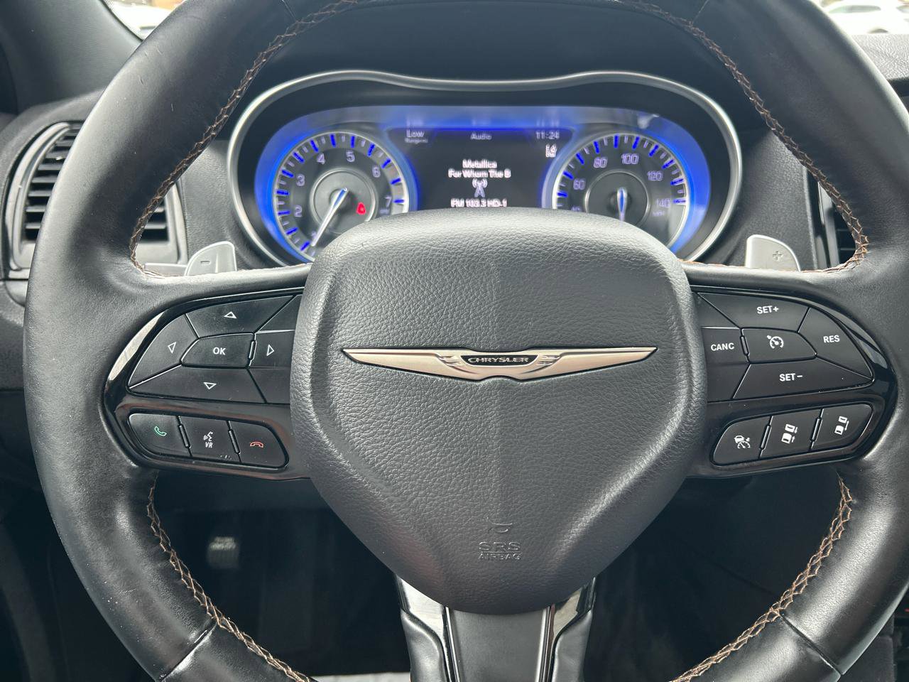 Used 2018 Chrysler 300 S w/ 300S Premium Group AWD/4WD image 13