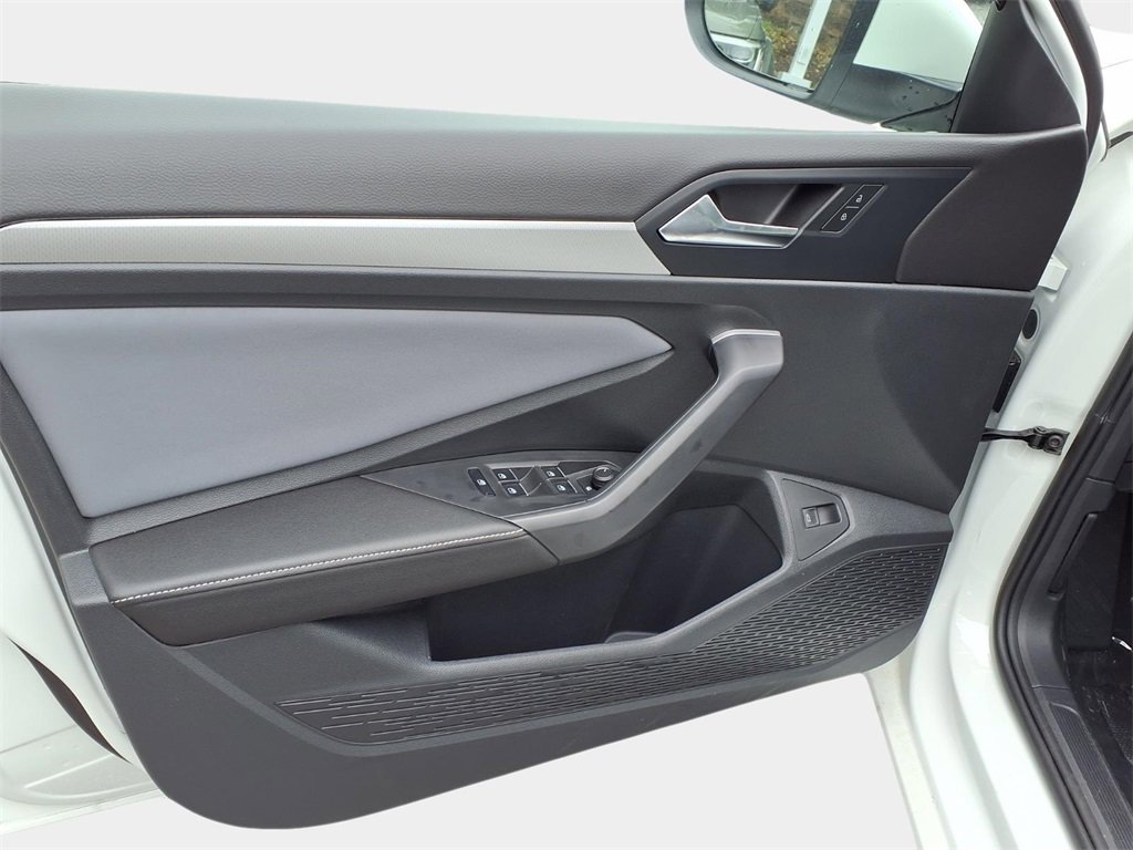 New 2026 Volkswagen Jetta Sport image 9