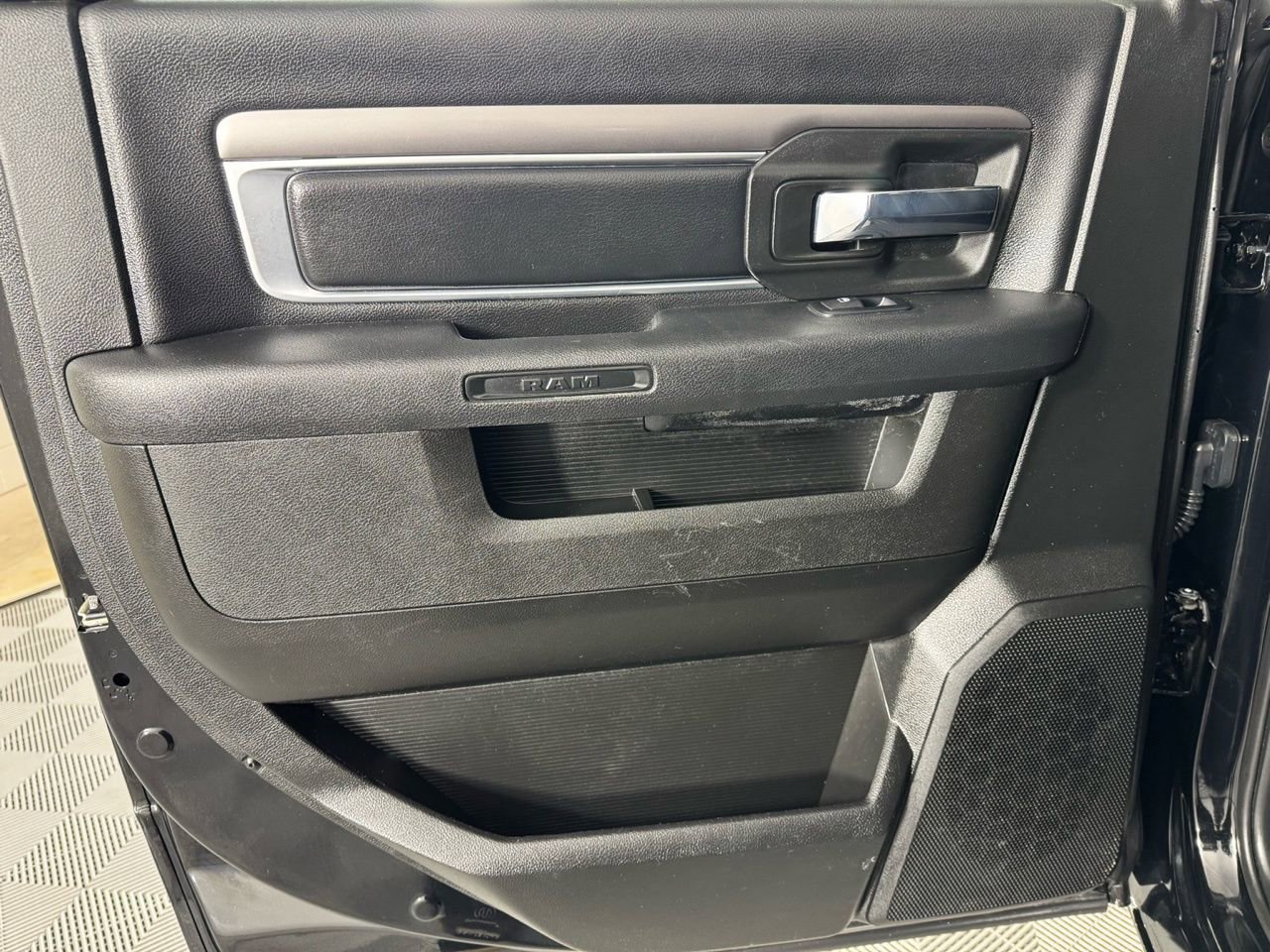 Used 2022 RAM 1500 Classic Warlock w/ Electronics Group image 23