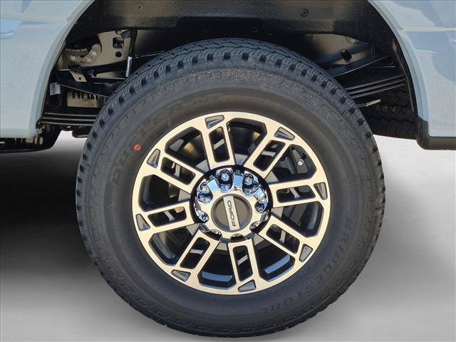 New 2027 Ford F350 Platinum w/ Platinum Plus Package AWD/4WD image 9
