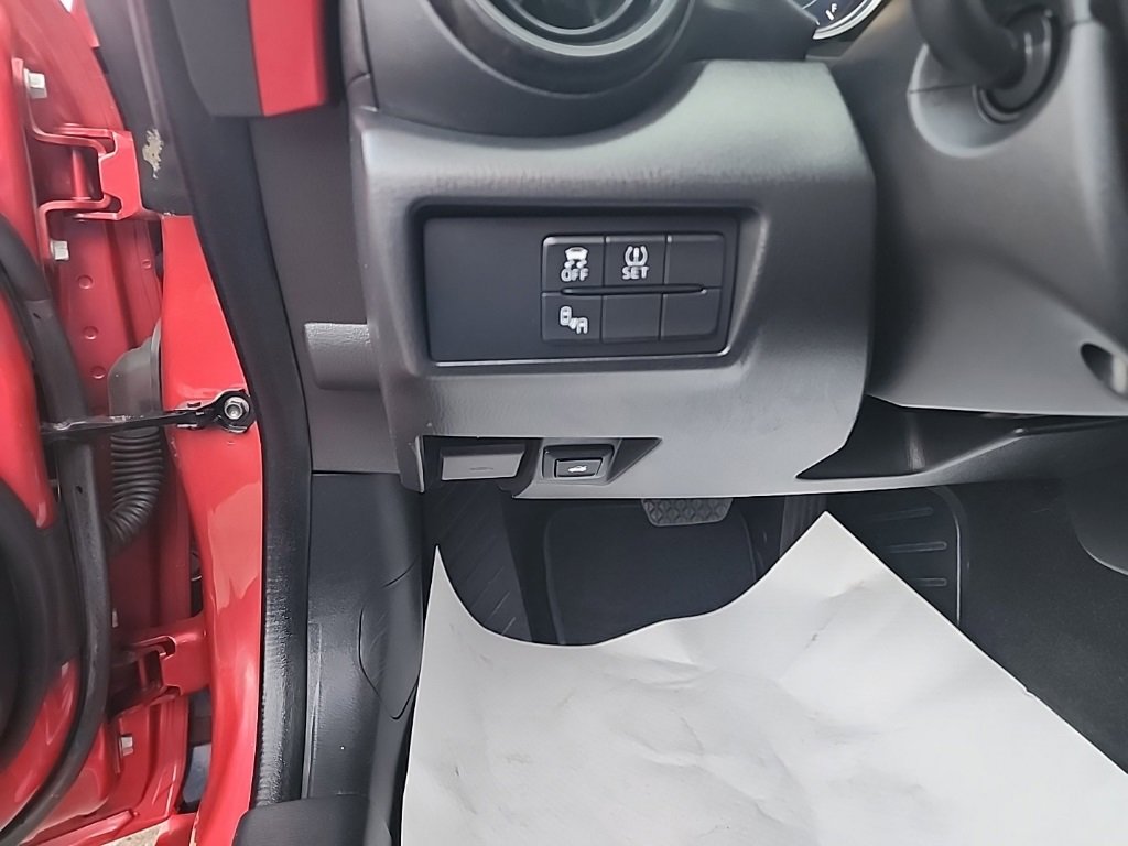 Used 2017 MAZDA MX-5 Miata RF Club image 19