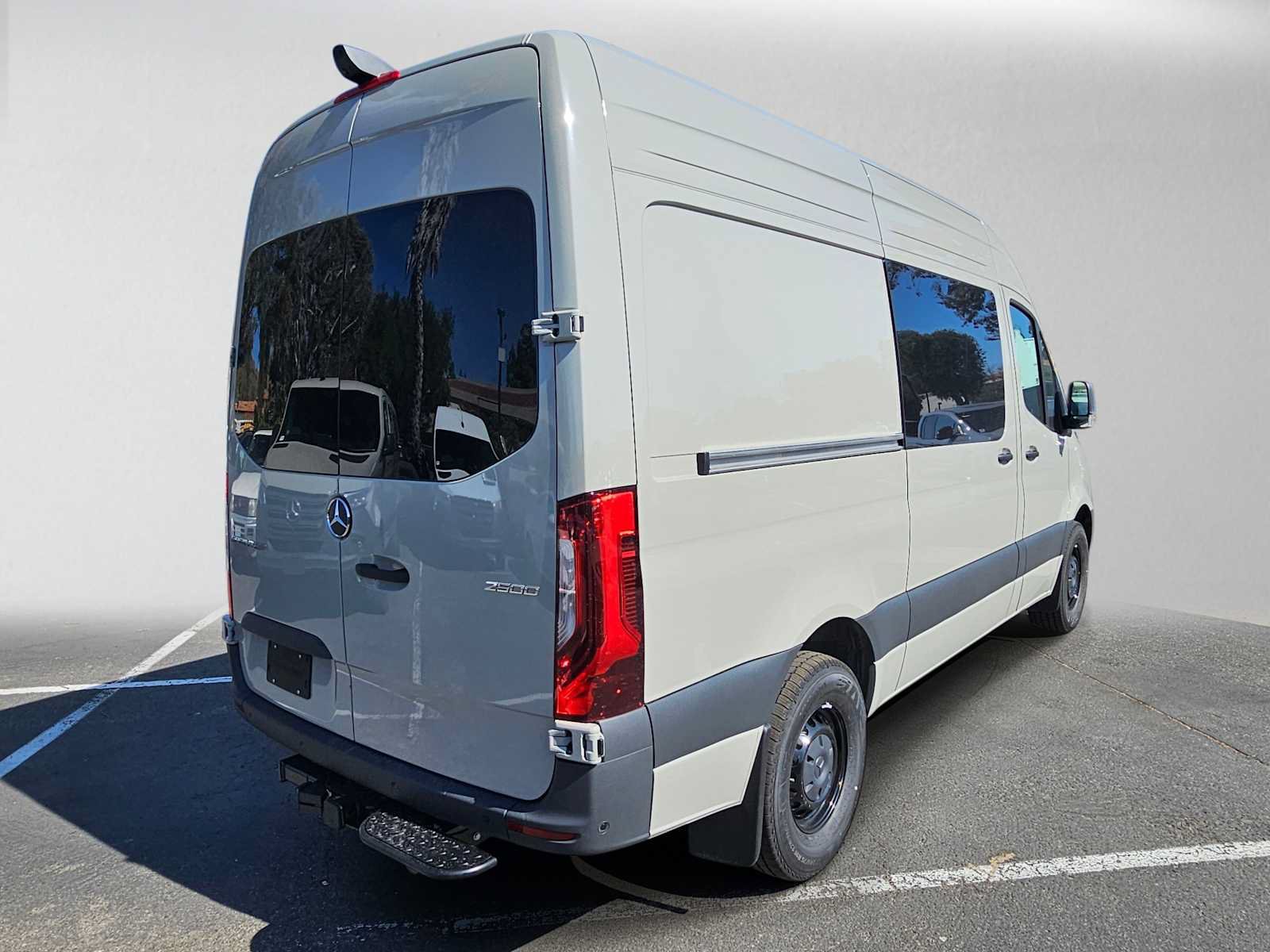 New 2026 Mercedes-Benz Sprinter 2500 image 3